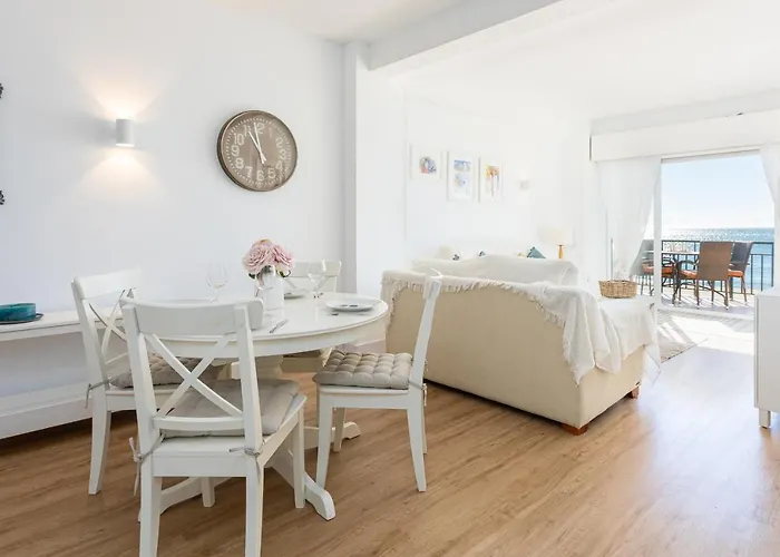 Ensuite Mediterranean Sea Front