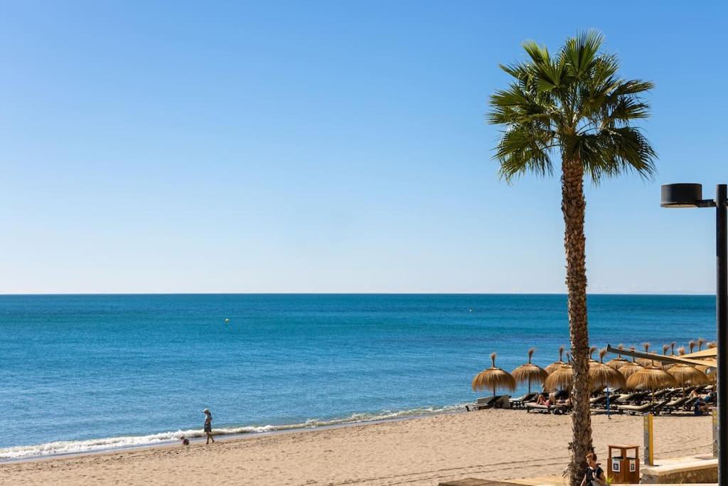 Ensuite Mediterranean Sea Front Appartement *